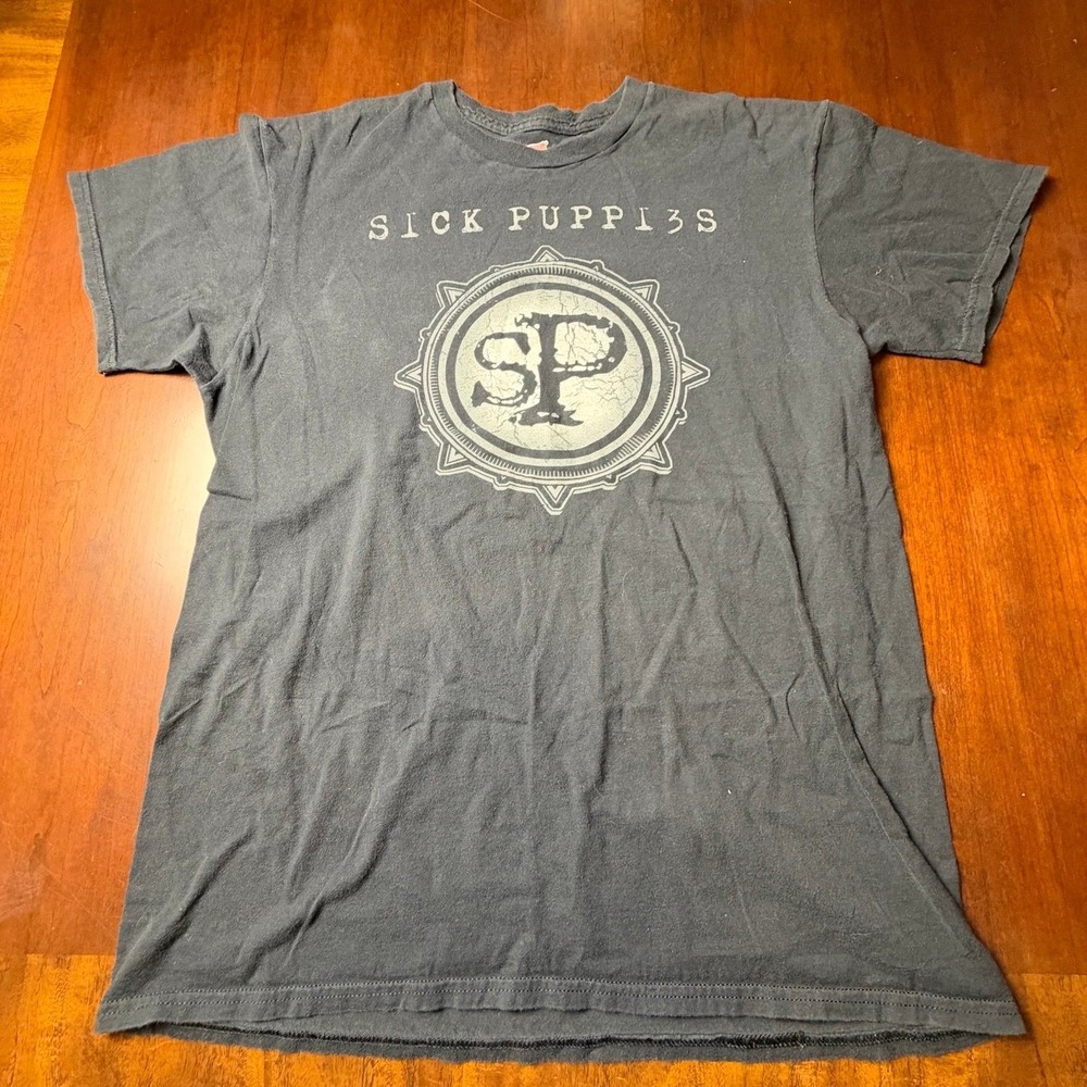 Sick Puppies 2017 Fury Live Unleashed Tour Black Band T-Shirt Medium
